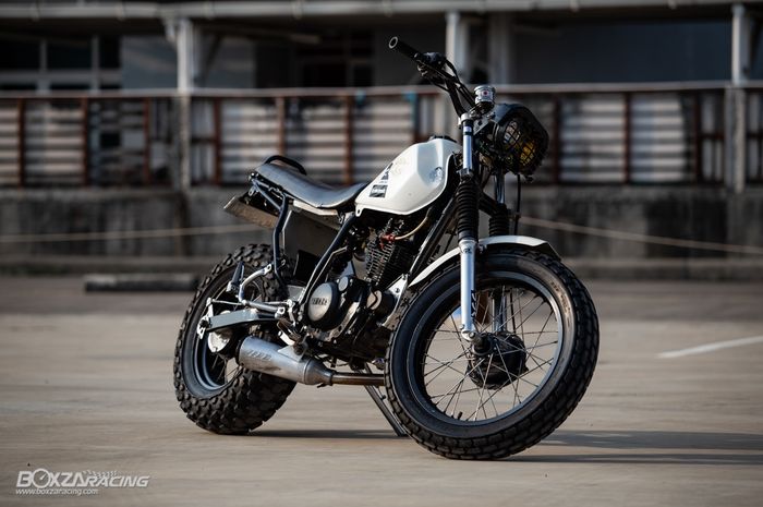 Yamaha TW200 Tracker