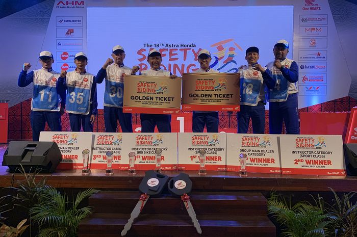 Astra Motor berhasil mendominasi 3 kategori yaitu, kategori Group Main Dealer, instruktur sport dan big bike.