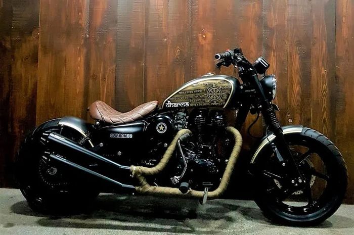 Royal Enfield Classic 350 bobber garapan Bulleteer Customs