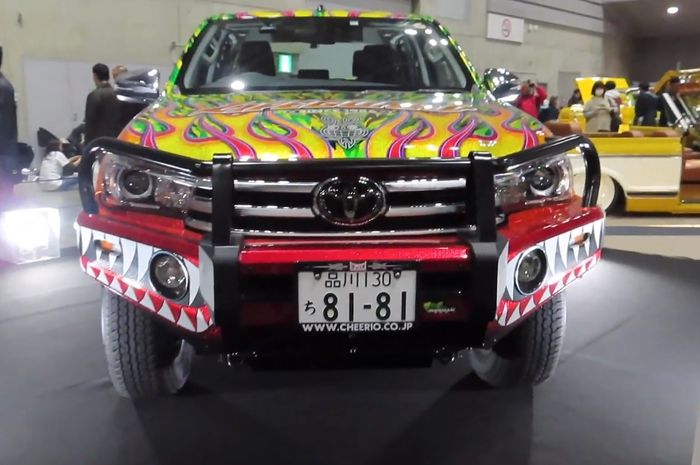 Toyota Hilux warna-warni jauhi kesan sangar