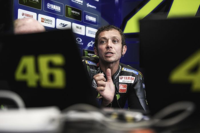 Valentino Rossi kalah cepat dengan Fabio Quartararo di MotoGP Austria 2019