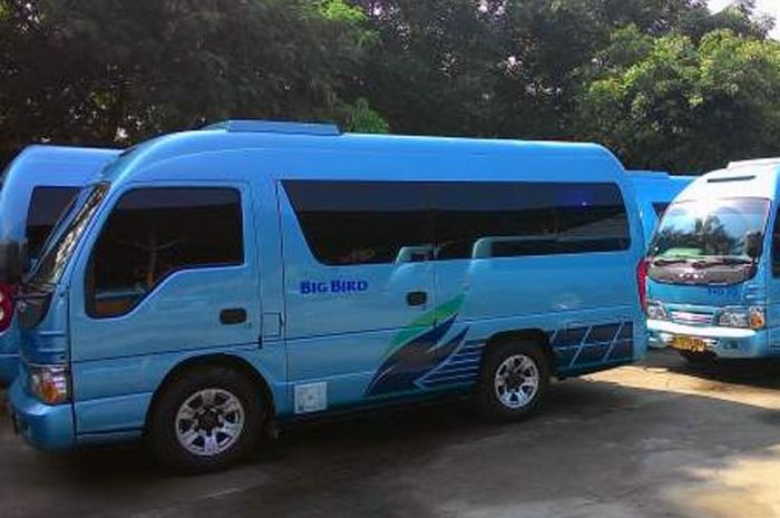  Modifikasi  Elf  Minibus 