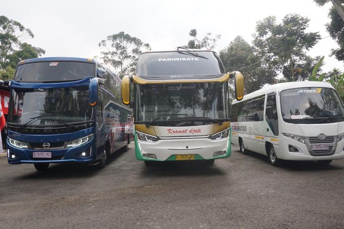 Hino Bus RN 285, FC Bus dan Microbus 110SDBL road test di Bandung