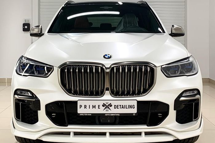 Tampilan muka modifikasi BMW X5 GO5