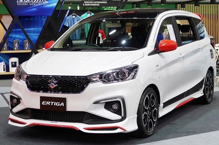 Suzuki Ertiga GL Tampil Sporty Pasang Pelek Swift Sport 17 