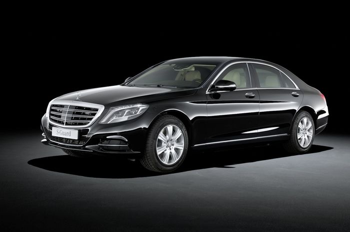 Mercedes-Benz S600 Guard