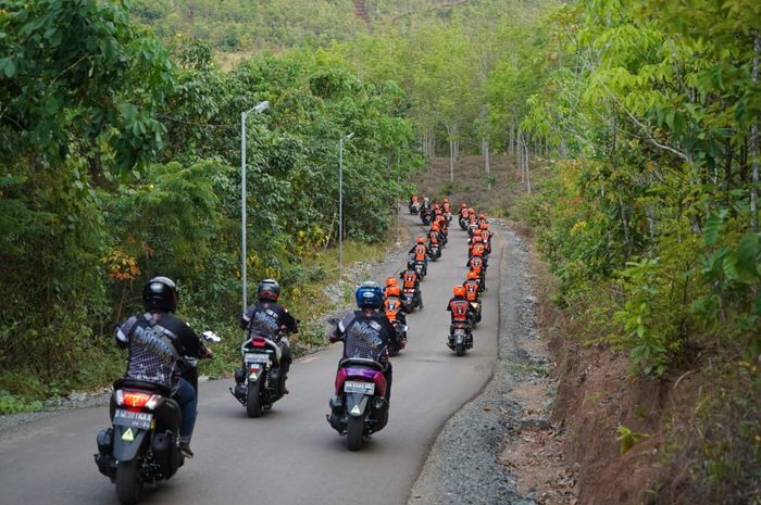 Turing menuju lokasi MAXI DAY di Kiram Park, Banjar Baru