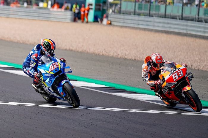 Alex Rins finish di depan Marc Marquez di MotoGP Inggris 2019