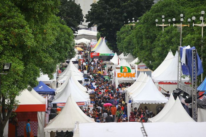 Otobursa Tumplek Blek 2019 bakal ramai sampai malam, ini jadwalnya biar gak ketinggalan.