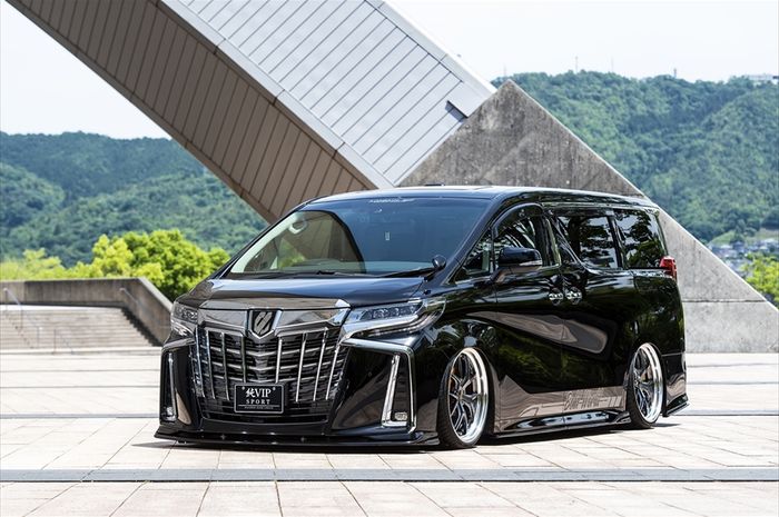 Toyota Alphard Jadi Lebih Elegan Berkat Body Kit Simpel Toyota Alphard Jadi Lebih Elegan Berkat Body Kit Simpel
