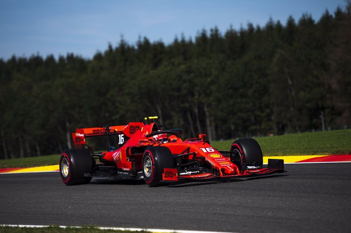 Charles Leclerc raih pole positon di F1 Belgia