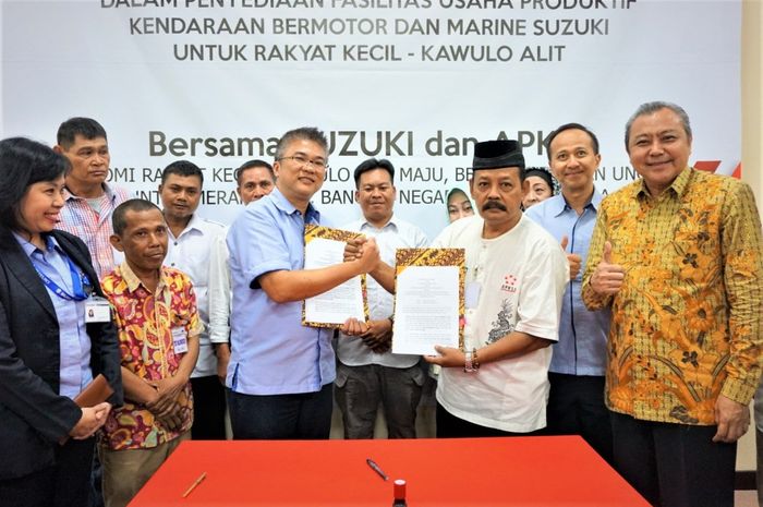 PT Suzuki Indomobil Sales (SIS) menjalin kerja sama dengan Asosiasi Pedagang Kaki Lima Indonesia (APKLI) pada Selasa (3/9).