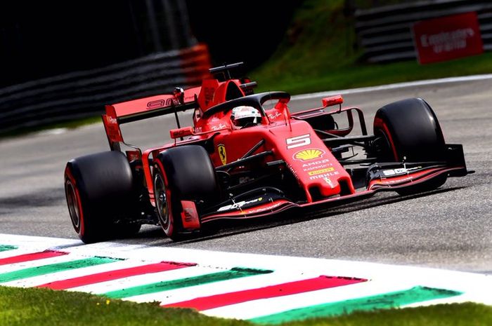 Sebastian Vettel fokus pada ban lunak untuk dapatkan waktu tercepat di Fp3 F1 Italia (7/9)