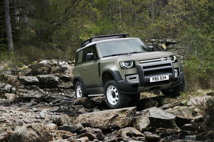 Land Rover Defender terbaru