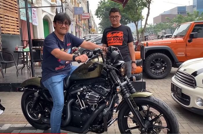 Artis Andre Taulany membeli sebuah moge setelah menabung selama 25 tahun