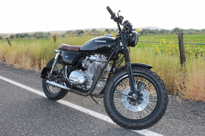 Kawasaki KZ400 scrambler