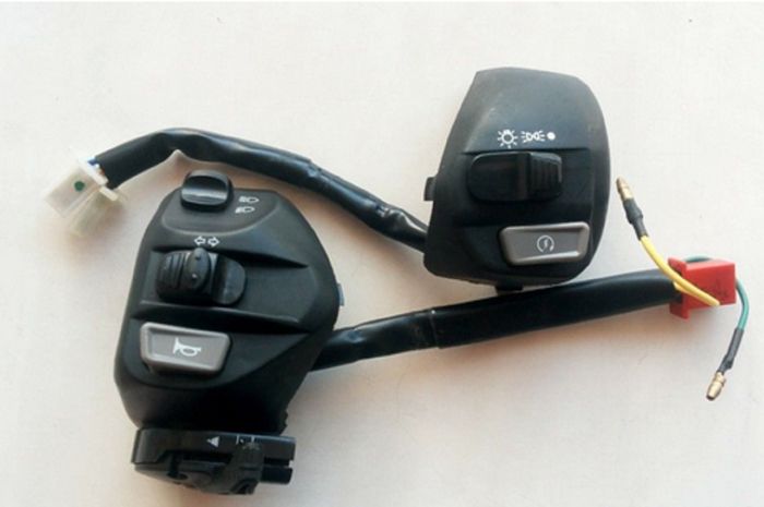Saklar Yamaha Mio generasi pertama bisa dipasang di Aerox 155