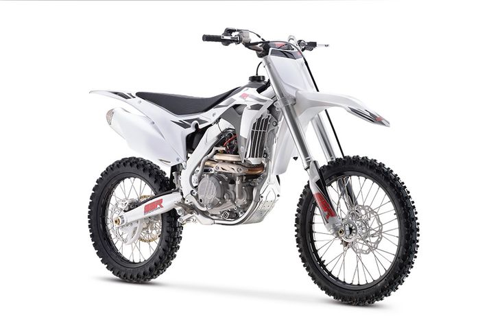 Motor Trail SSR Motorsports SR300S dari sisi kanan depan.