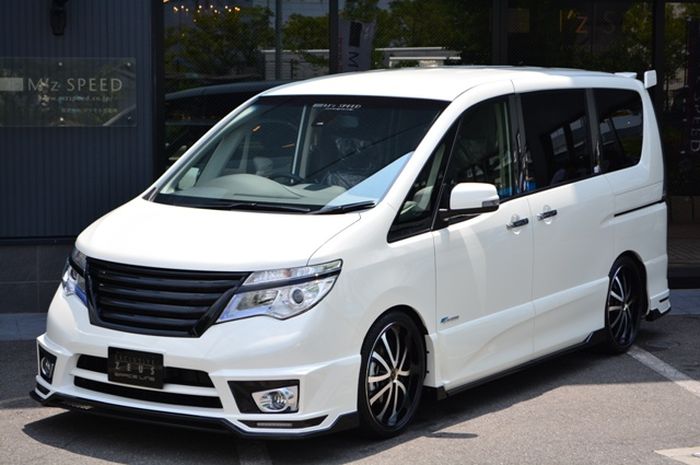 Nissan serena c26 тюнинг