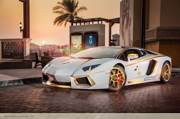 Modifikasi Lamborghini Aventador lapis emas