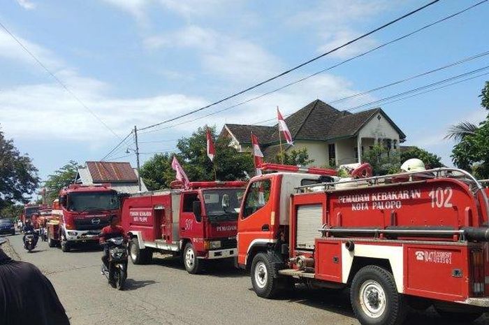 Mobil pemadam kebakaran