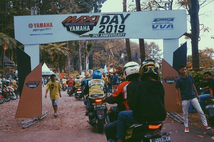 Peserta turing MAXI Yamaha Day 2019 Jawa Tengah tiba di Baturaden