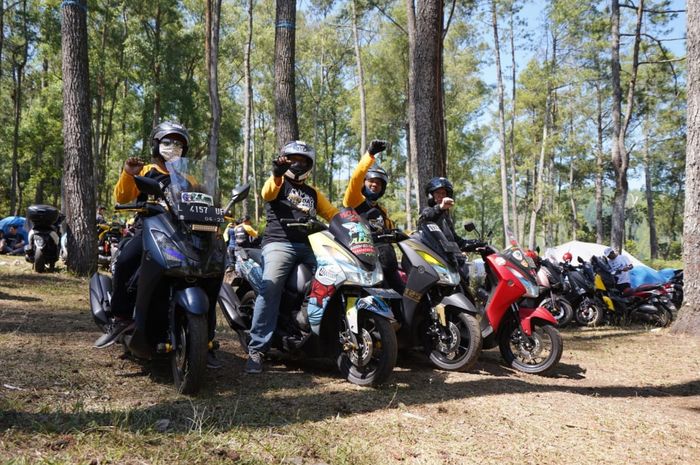Komunitas Yamaha Lexi memeriahkan Yamaha Maxi Day Malang 2019