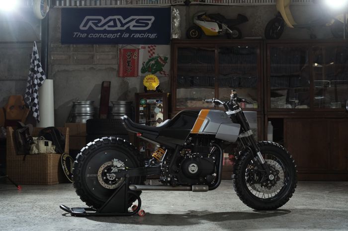 Modifikasi Royal Enfield Himalayan karya Hellokilau.com