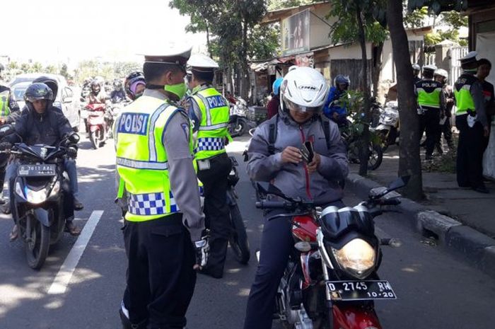 Ilustrasi razia kendaraan bermotor