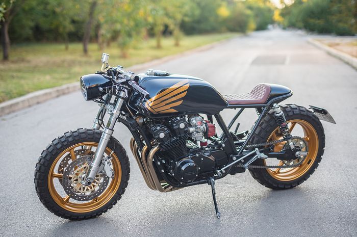 Honda CB900F2 cafe racer