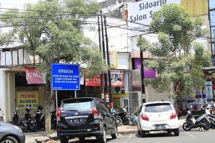 Ruas Jalan Gajah Mada Sidoarjo yang menjadi salah satu titik parkir dengan volume tinggi