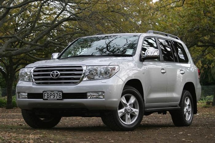 Ilustrasi Toyota Land Cruiser 200