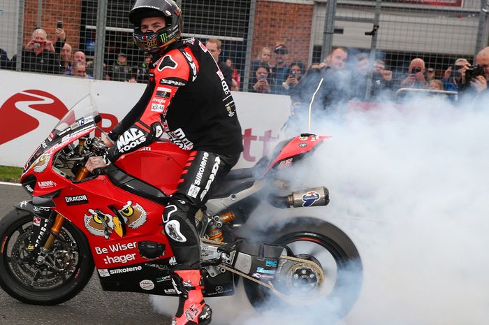 Mantan pembalap MotoGP, Scott Redding, jadi juara BSB 2019