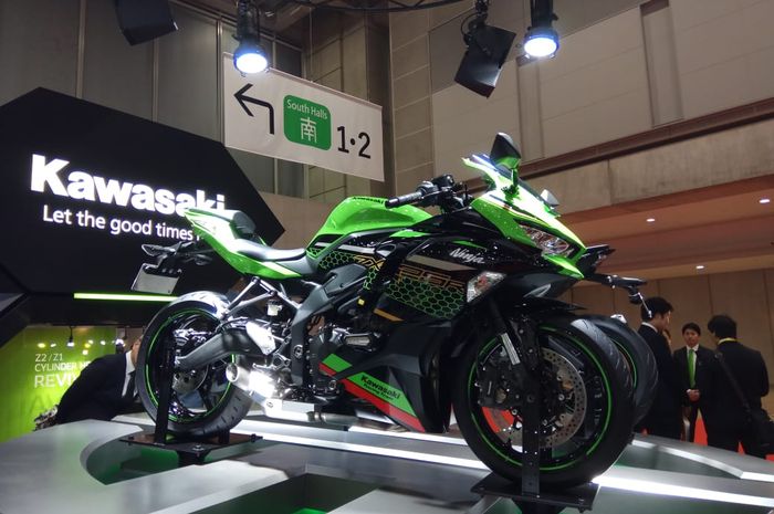 Kawasaki Ninja ZX-25 diluncurkan di Tokyo Motor Show 2019 (23/10). 