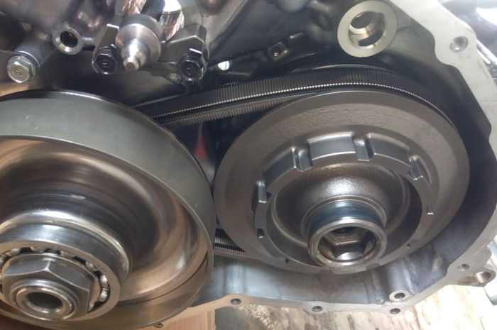 Transmisi otomatis Honda Mobilio CVT