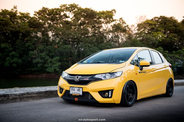  Honda  Jazz  RS  Tampil Simpel Sporty Cangkok Part Honda  Fit 