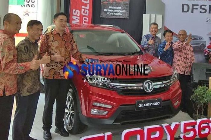 Pembukaan diler baru DFSK ke-63 di Kediri untuk melayani konsumen di Jawa Timur, khususnya Kediri, Kamis (24/10/2019)   