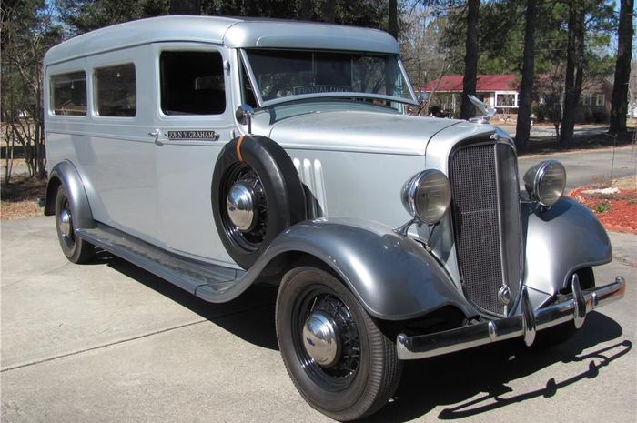 Chevrolet Suburban Carrycall 1934