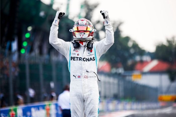 Lewis Hamilton menang strategi di F1 Meksiko