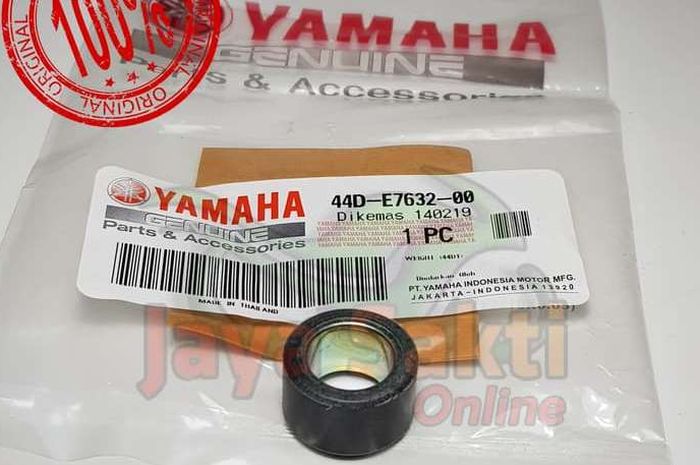 Roller Yamaha Xeon lebih ringan dari milik Yamaha NMAX standar