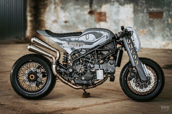 Ducati S4R berkonsep cafe racer futuristik
