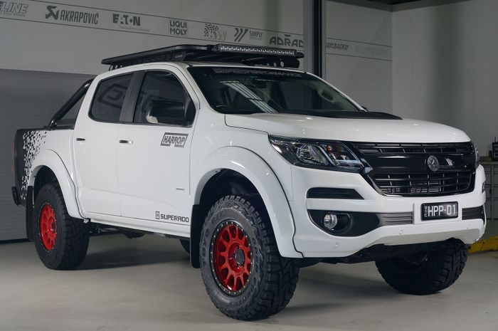 Holden Colorado dengan mesin LSA V8