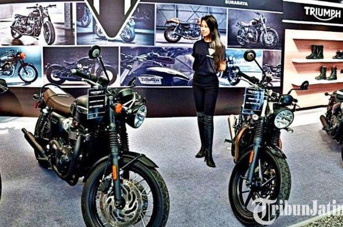 Triumph Motorcycles hadir pada gelaran IIMS Surabaya 2019 dengan memamerkan empat unit motornya.