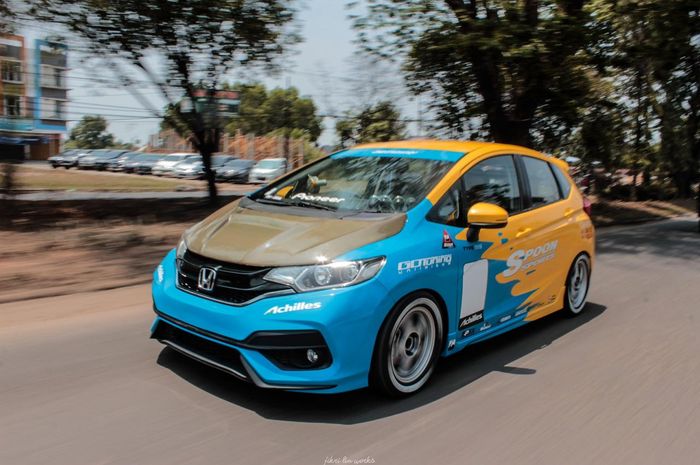 Honda Jazz bergaya Spoon Sport asal Palembang