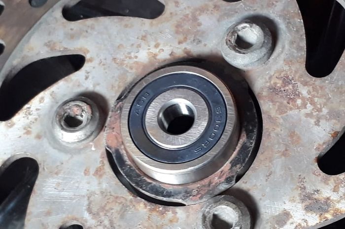 Ilustrasi bearing roda motor