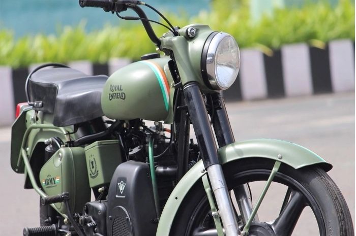 Restomod Royal Enfield Taurus