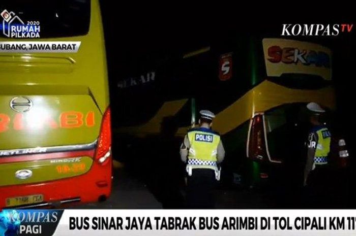 Tangkapan layar Kompas TV kecelakaan maut di Tol Cipali, Subang. 