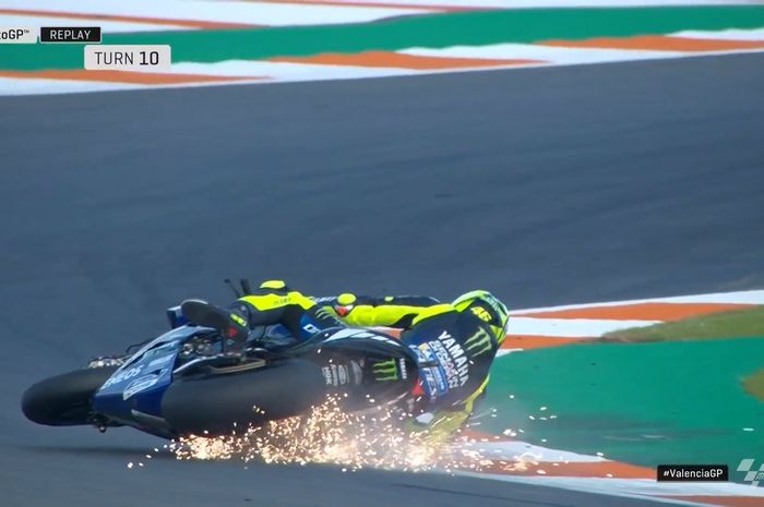 Valentino Rossi crash di FP2 MotoGP Valencia