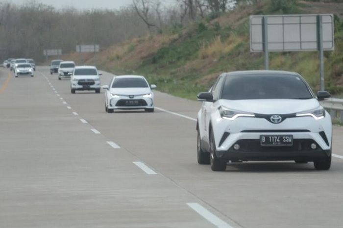 Toyota 5 Continents Drive Asia 2019&ndash;2020, libatkan 9 mobil dan 4 diantaranya mobil listrik.