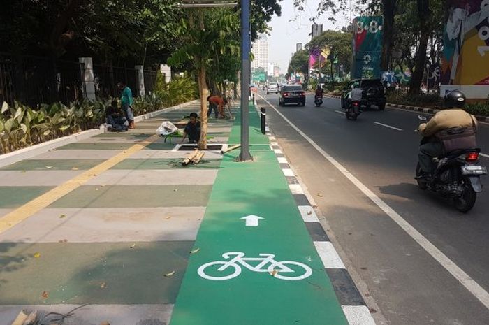 Target tinggi 250 km jalur sepeda di Jakarta